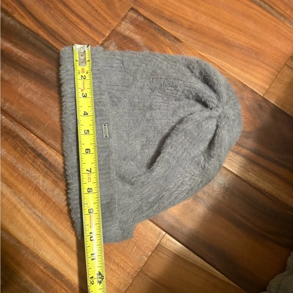 Bristol Knit Gray Fuzzy Beanie Soft Cozy Winter‎ Hat One Size (0687)